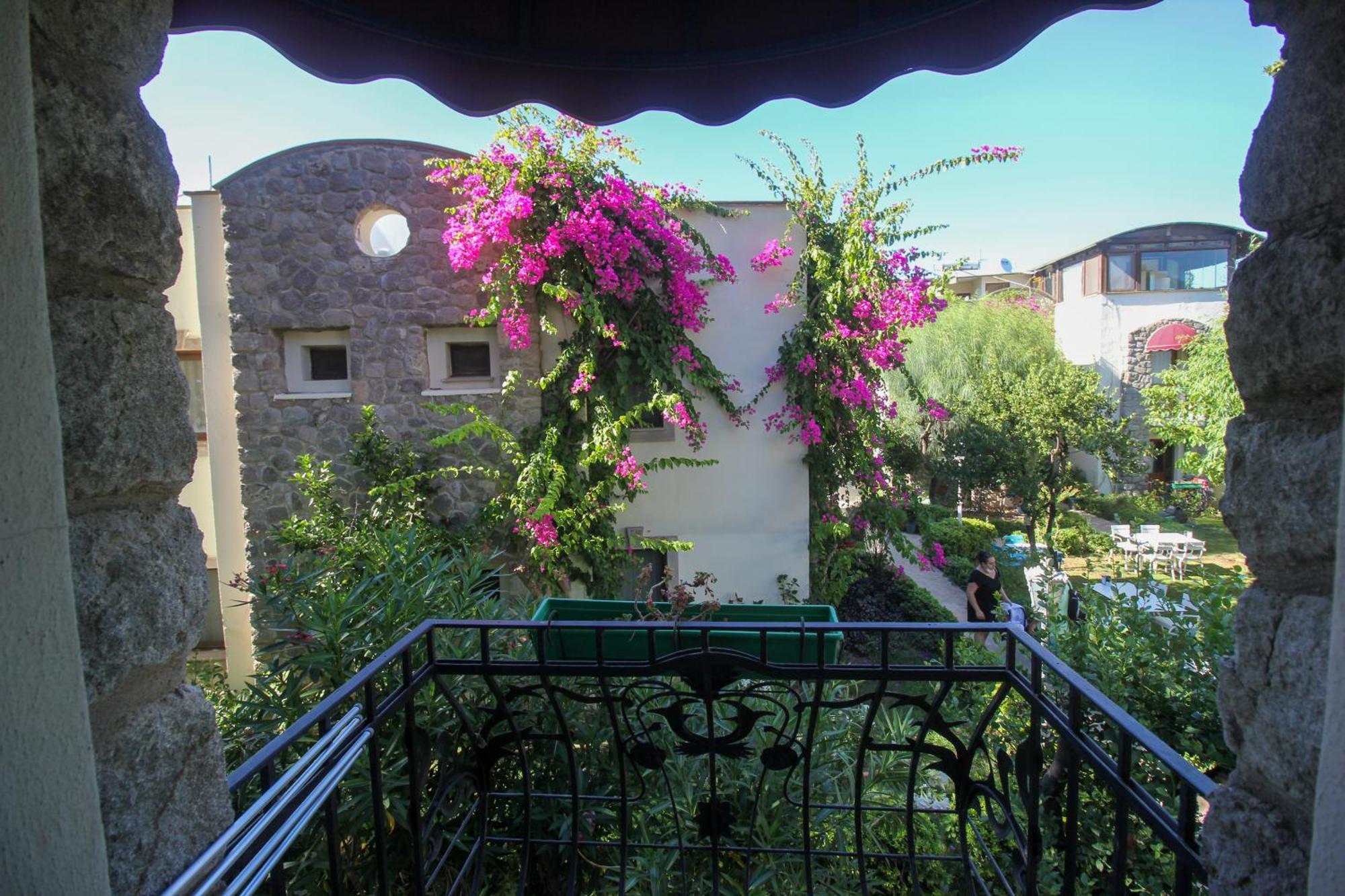 Bella Garden Hotel Bodrum Bagian luar foto