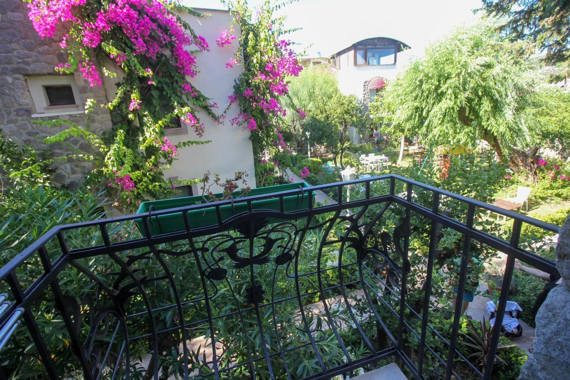 Bella Garden Hotel Bodrum Bagian luar foto